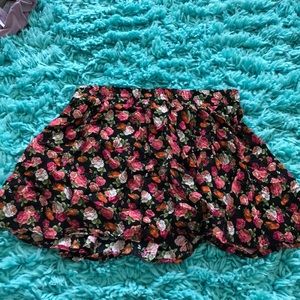 Floral print shorts